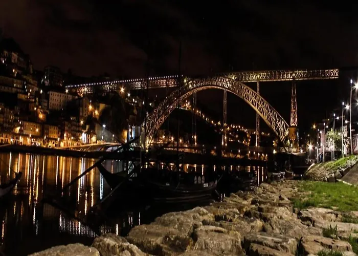 Cozy Family Retreat Oporto